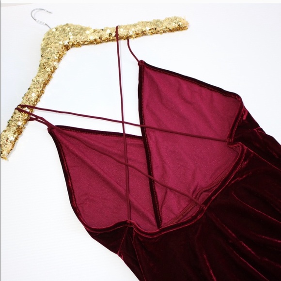 LAST‼️Burgundy Maroon strappy velvet- dress - Picture 8 of 8
